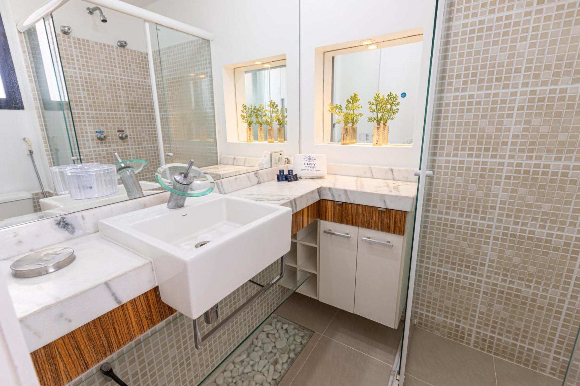 Easy Star - Na Olimpia Com Ofuro E Vista Incrivel - Te01h